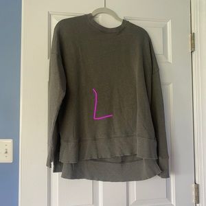 Grey sweatshirt